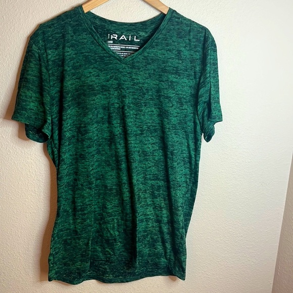 The Rail Green Short size L - Picture 1 of 3